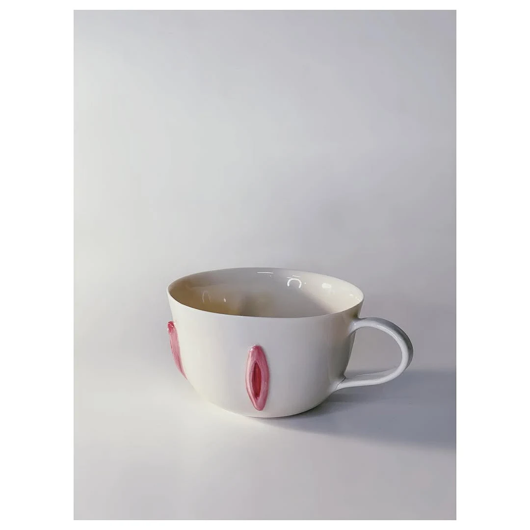 Cup V. Фарфор · Глазурь · Пигменты, 2022